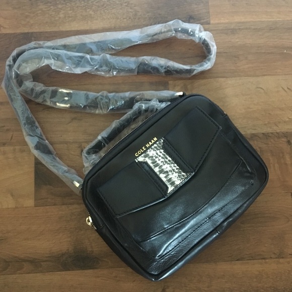 Cole Haan Leather Crossbody Bag Snake Print Panel - Picture 2 of 6
